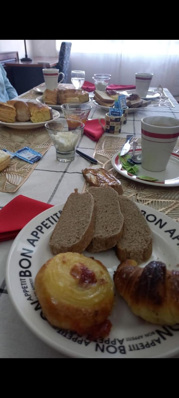 Ezeiza Bed And Breakfast Buitenkant foto